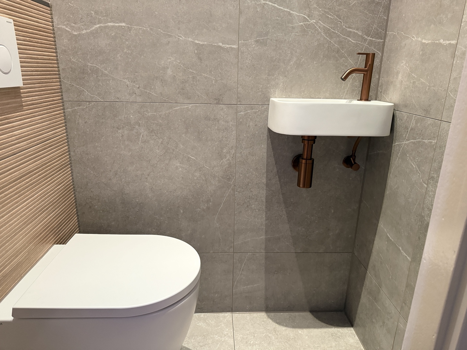 Echte foto van het gerealiseerde toilet in Koog aan de Zaan